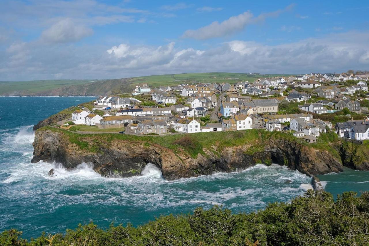 Polrunny Farm Sloe Cottage With A Sea View Boscastle Exterior photo